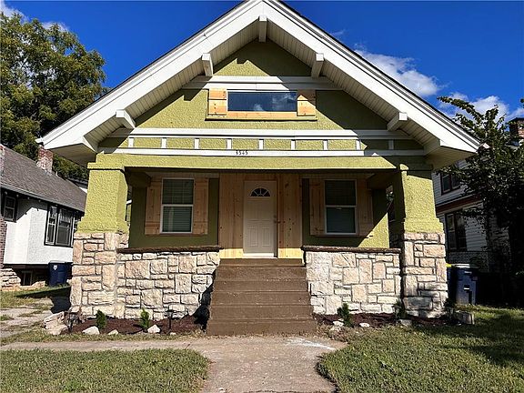 2nd image of 3545 Bellefontaine Ave