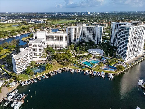 600 Three Islands Blvd Photo 1