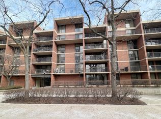 2921 S Michigan Ave APT 102, Chicago, IL
