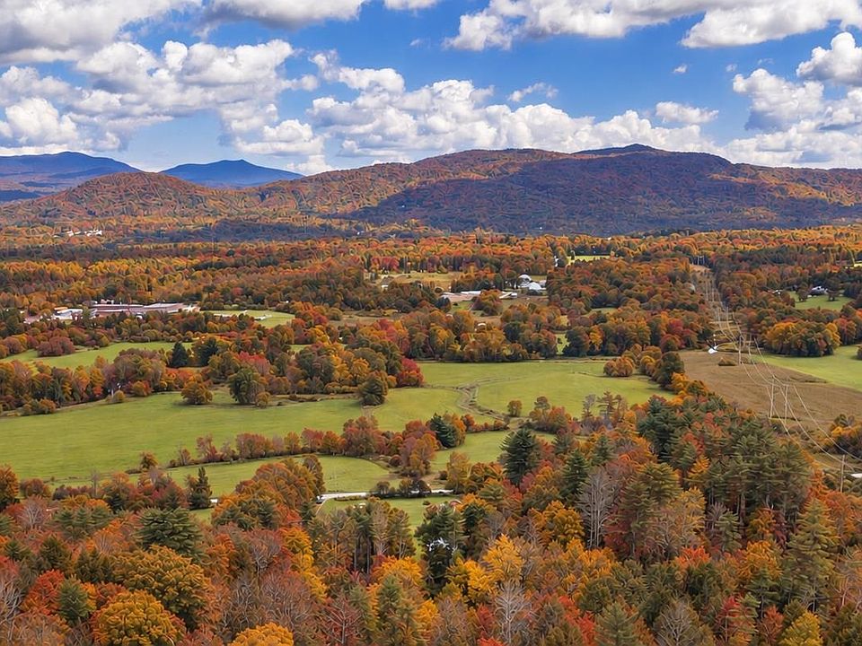 1st image of 3393 Creek Road