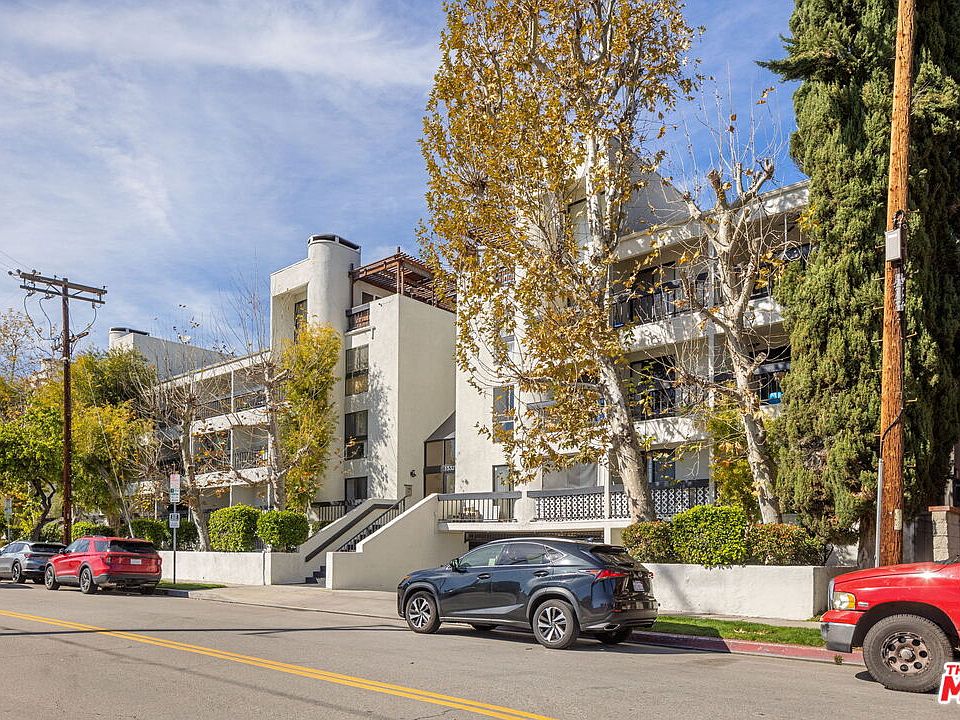 1st image of 15325 Magnolia Blvd APT 108