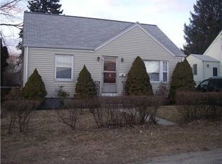 69 King St, Johnston, RI 02919