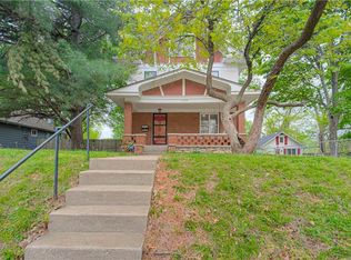 1208 N Main St, Independence, MO 64050