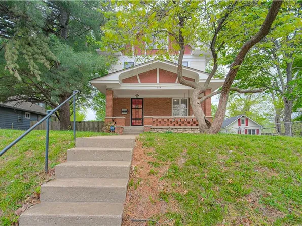 1208 N Main St, Independence, MO 64050