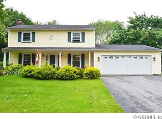 32 Red Bud Rd, Rochester, NY 14624