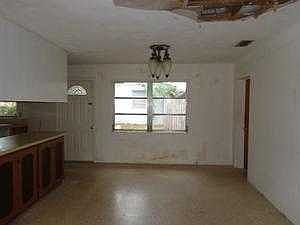 4th image of 6199 49th Ave N