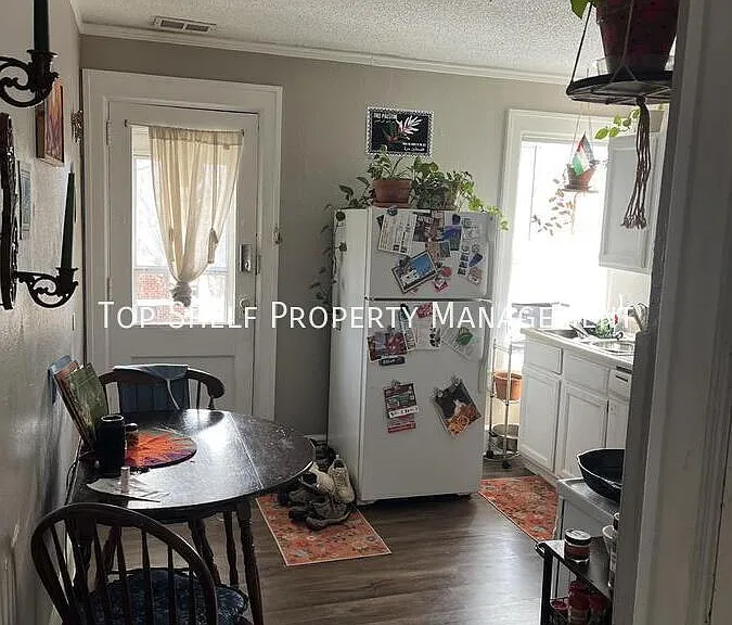 4216 Ingersoll Ave #6 — Photo 14