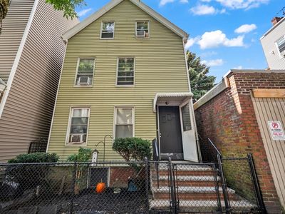 125 Putnam St, East Boston, MA, 02128