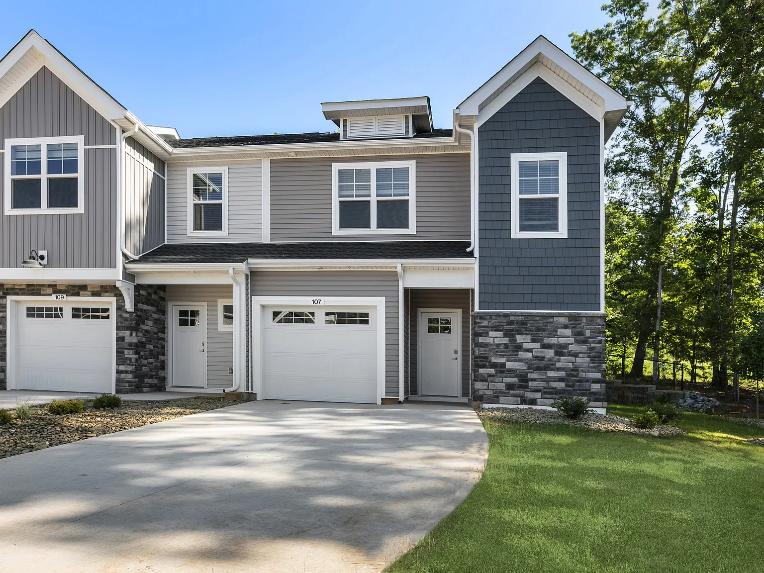 Ashton Mills Townhomes — Photo 1