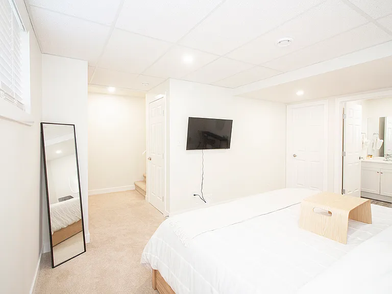 100 Southview Cres #709 — Photo 46