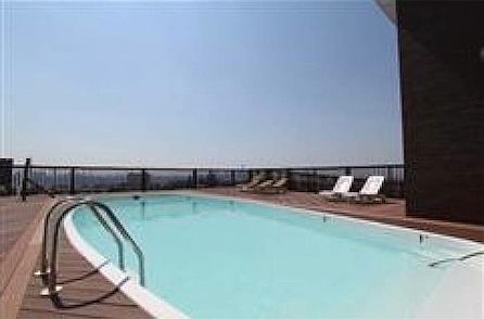 4th image of 809 22nd St #1204
