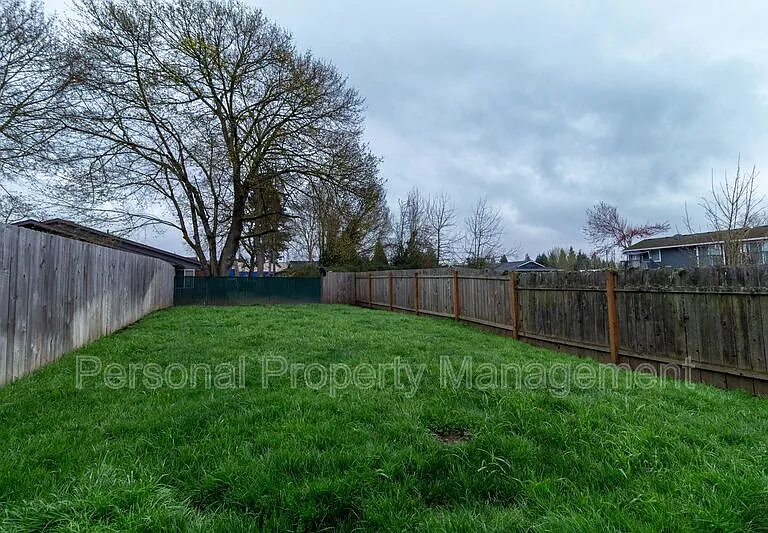 2917 Fruit Valley Rd #A — Photo 13