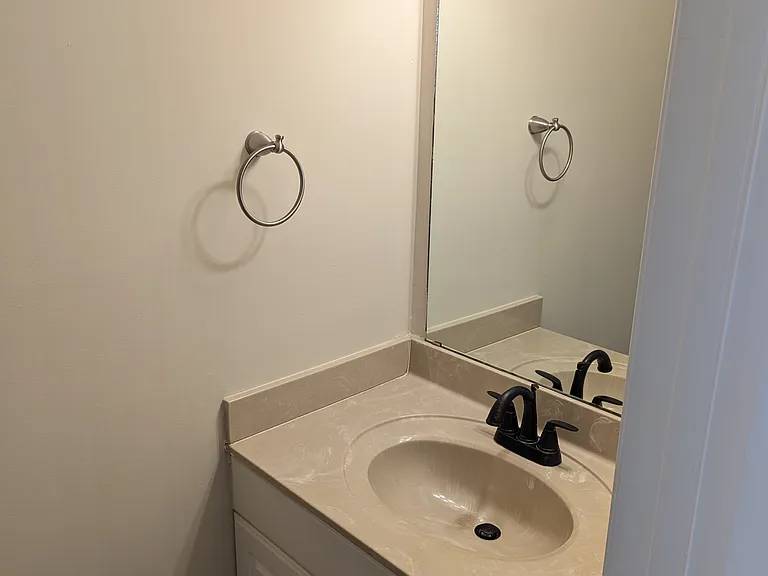 2753 Cottage Pl — Photo 18