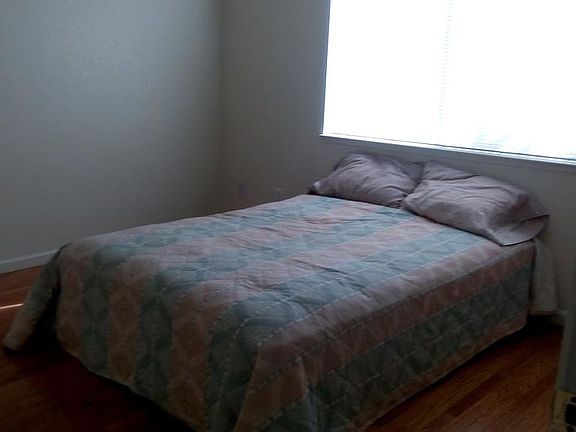 3rd image of 6390 Mohegan Ct