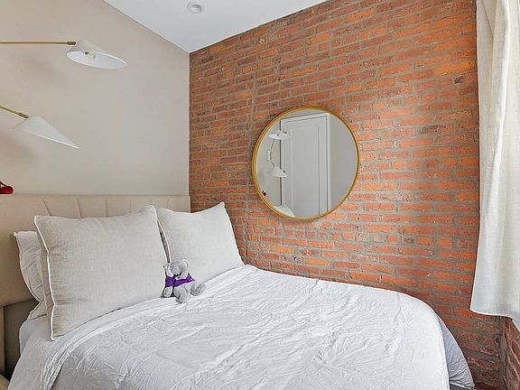 5th image of 332 E 19th St #23