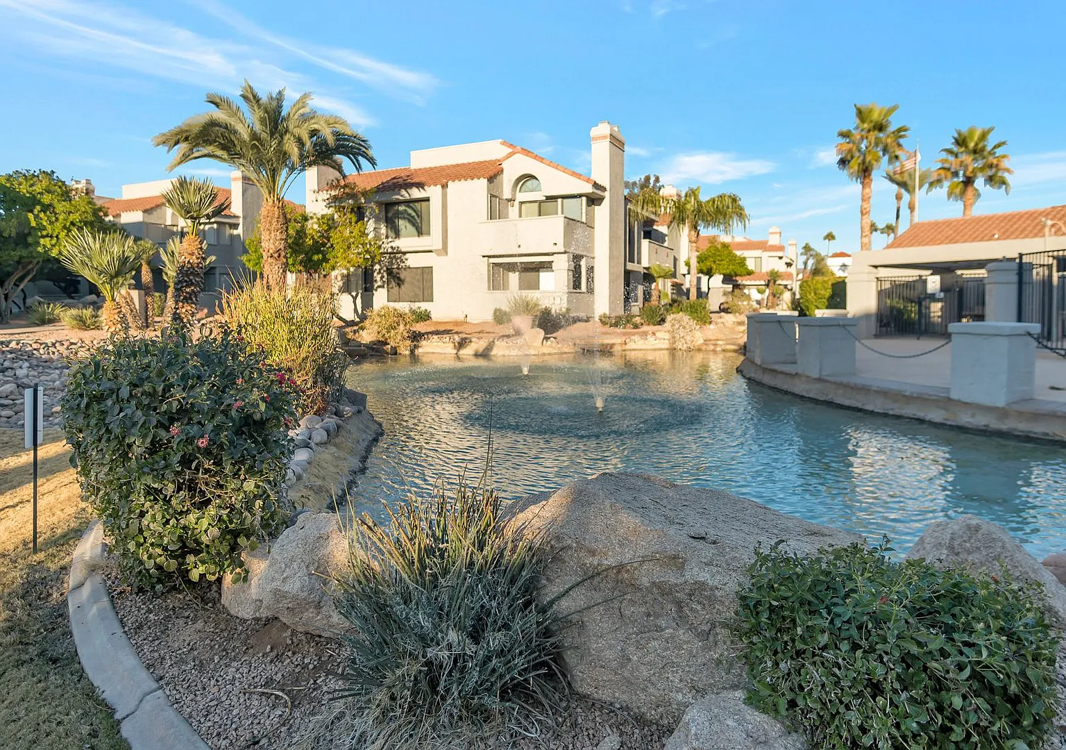Charming 2BR Condo in Gated Scottsdale Ranch Community! — Photo 1