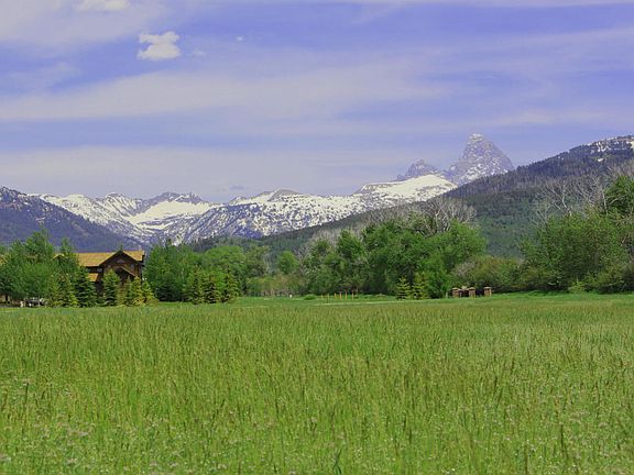 5th image of 2140 Falcon Creek Dr