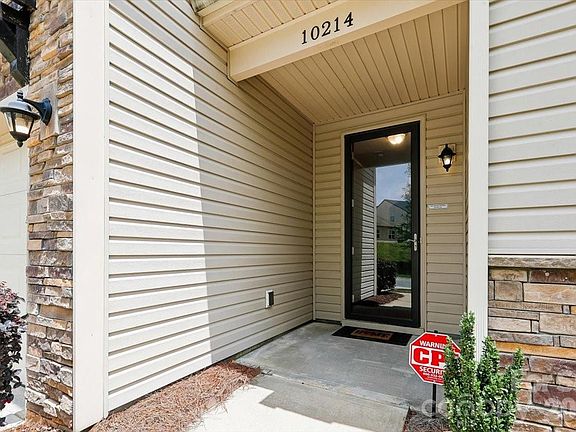 4th image of 10214 Atkins Ridge Dr