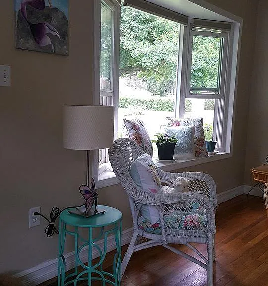 320 Strathmore Ave — Photo 2