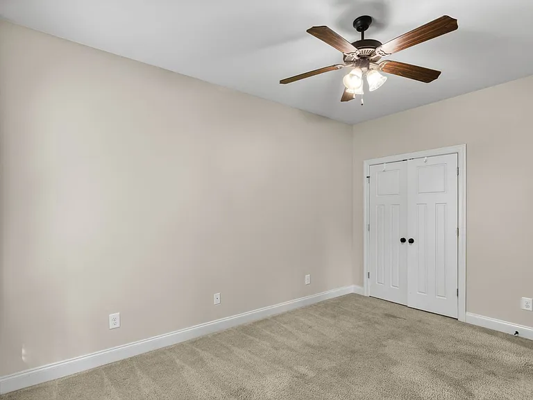 948 Starr Ct — Photo 21