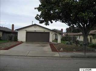 633 N 6th St, Lompoc, CA 93436