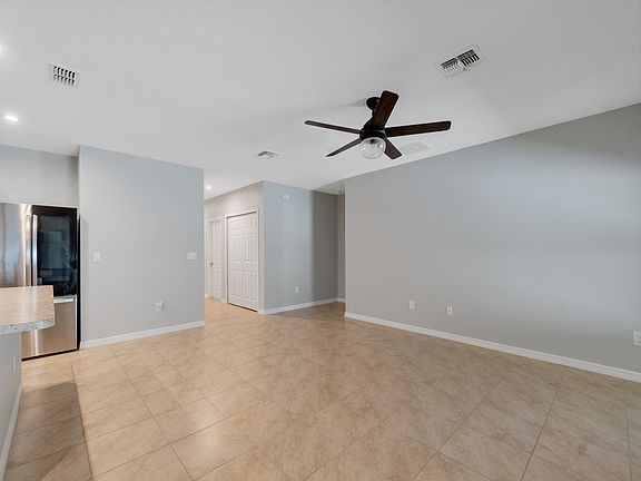 2nd image of 5226 Oakland Lake Cir