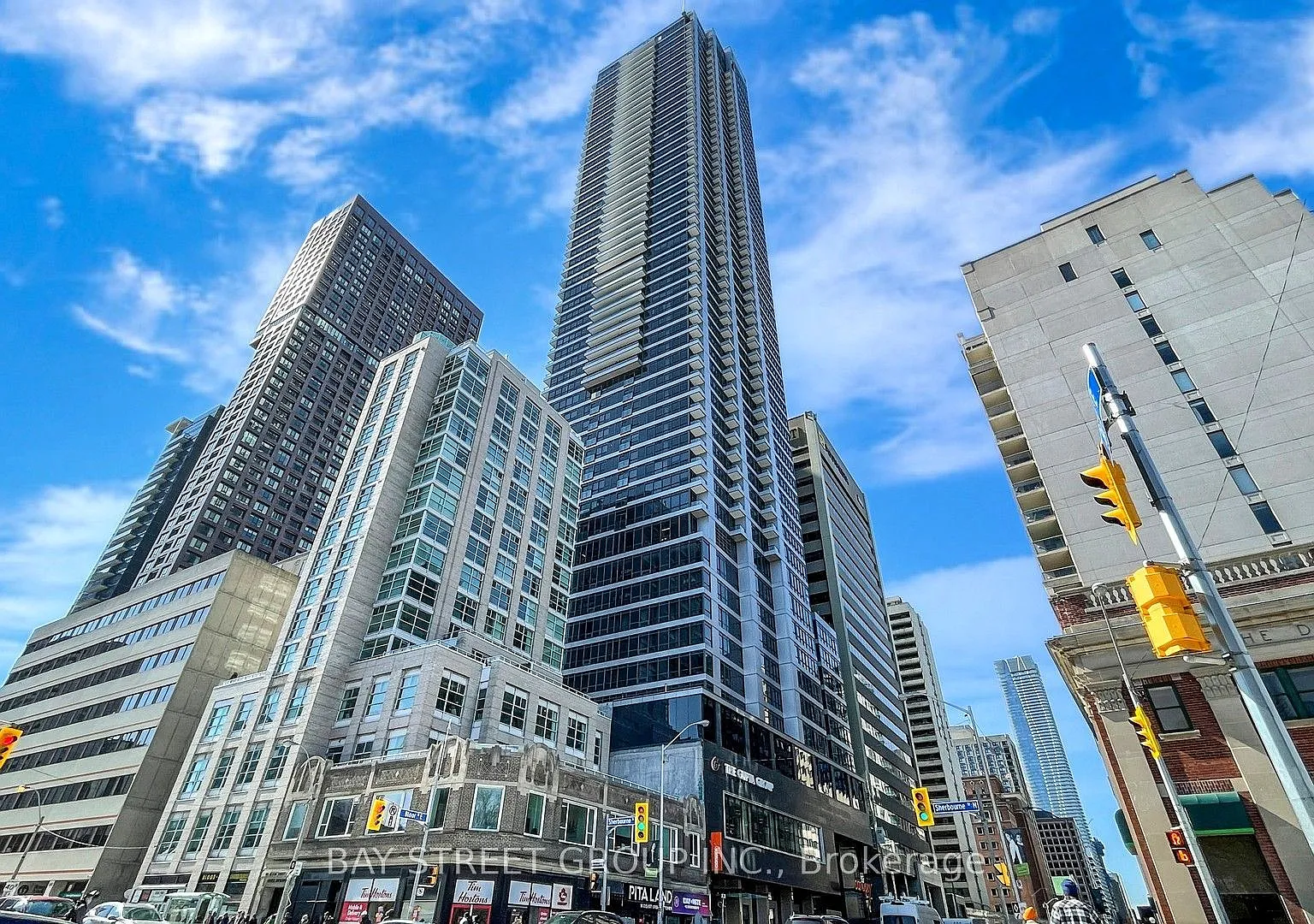 2 bed, $2,300 — Photo 1