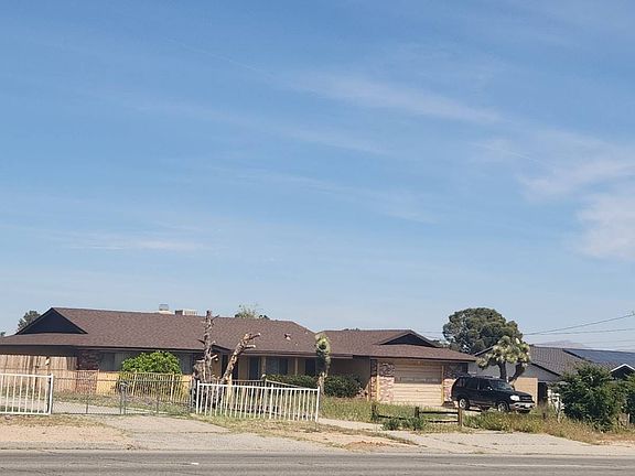 3rd image of 18080 Main St