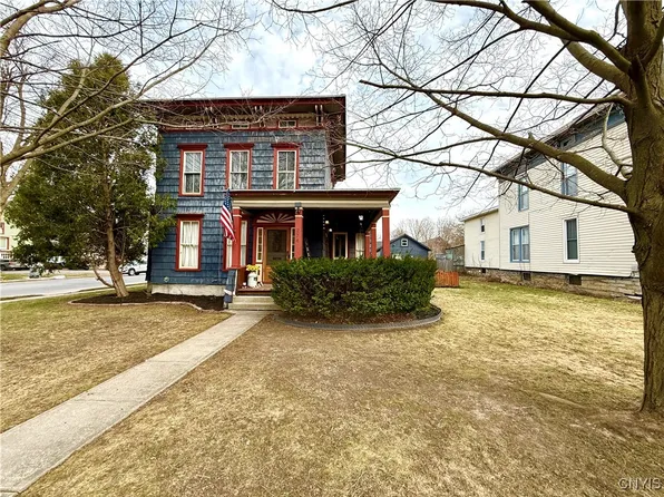 274 Ten Eyck St, Watertown, NY 13601