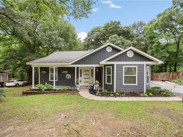 8231 Pinebough Ave, Mobile, AL 36695