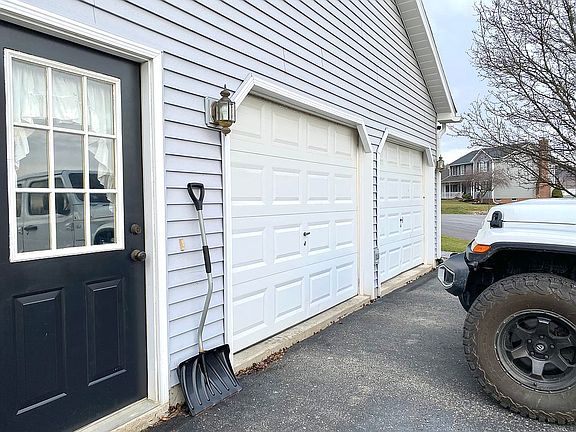 5th image of 101 Deerfield Ct