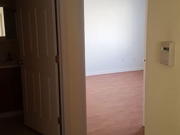 4th image of 5548 Sagebrush St