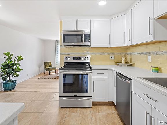 2nd image of 5325 W 5th Avenue