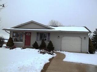 960 Lum Ave, Waterloo, WI 53594