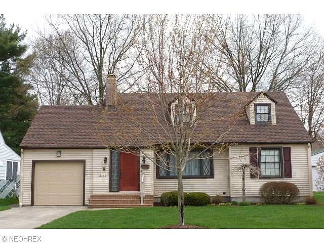 2183 Gregory Ave photo 1