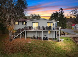 5929 Stardust Rd, Kingsport, TN 37660