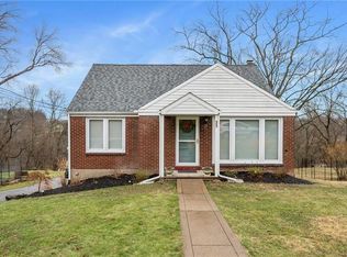 402 Valleyview Dr, Pittsburgh, PA