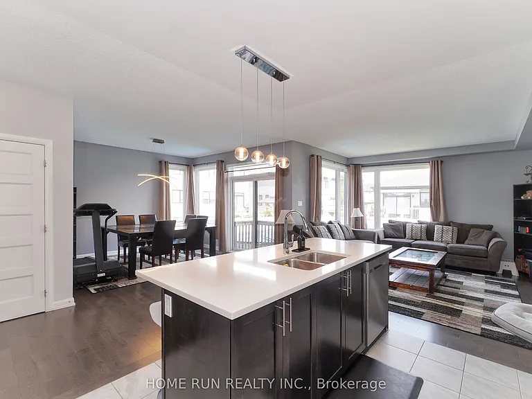 282 Nelson St E — Photo 10
