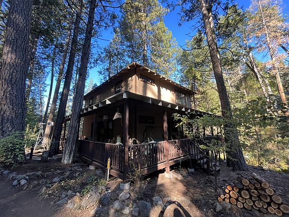 5th image of 19240 Griffith Ln