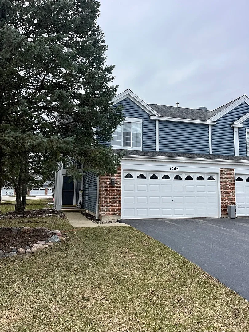 1265 Silk Oak Ln photo 1