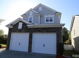 4034 Remington Oaks Cir, Cary, NC 27519