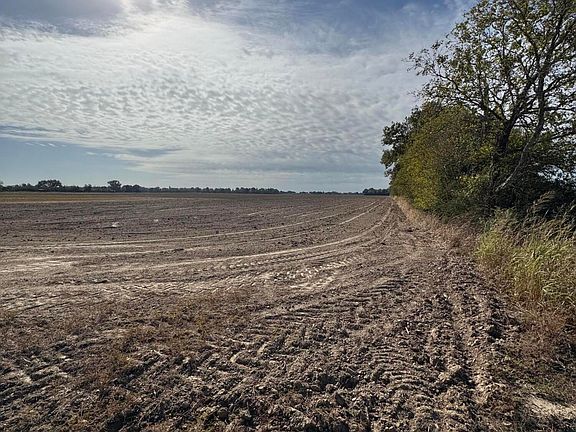 4th image of 0 W Etienne Rd