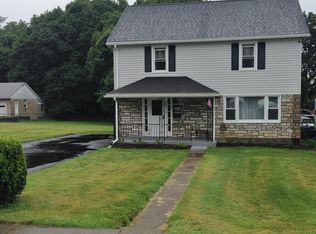 22 E Main St, Pen Argyl, PA 18072