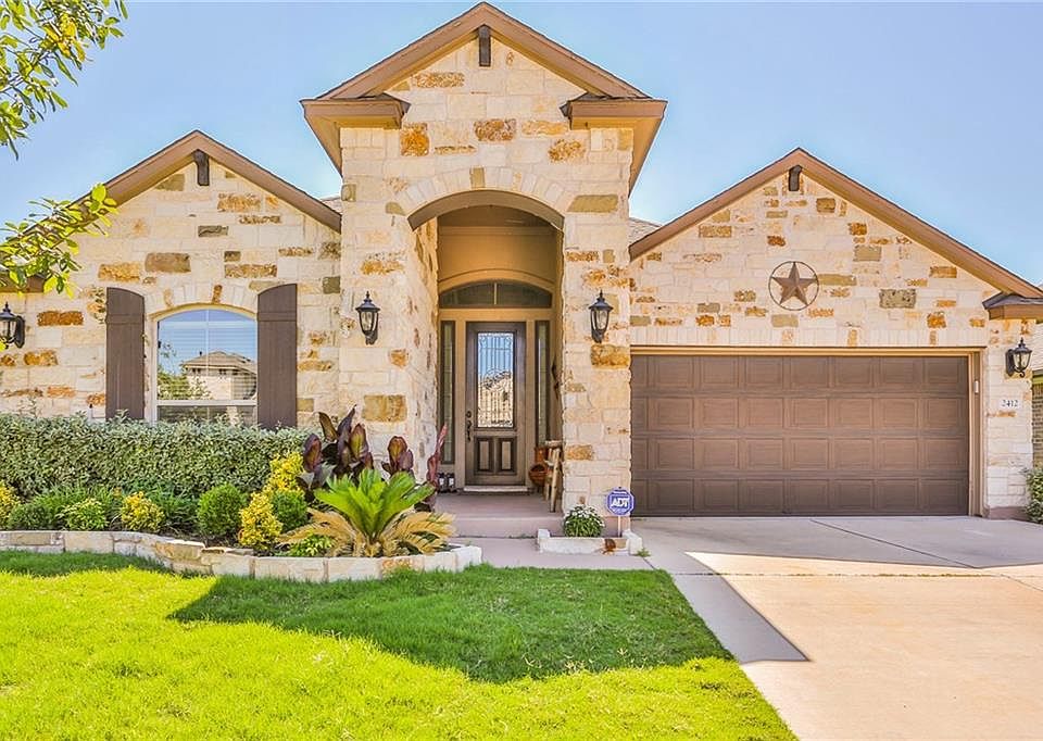 1st image of 2412 Lyla Ln