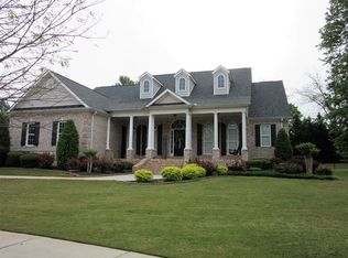 112 Archstone Sq, McDonough, GA 30253