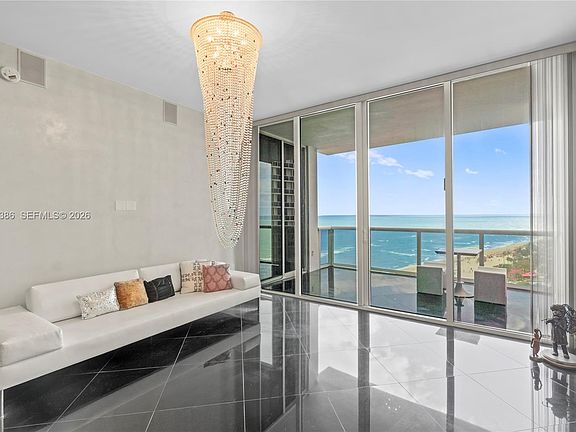 4th image of 18101 Collins Ave APT 1502