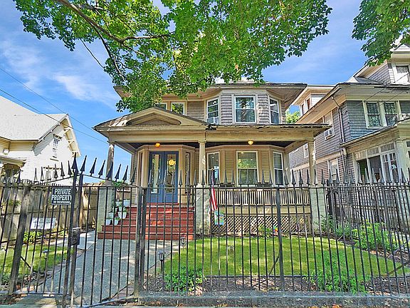 4th image of 127 Heberton Ave