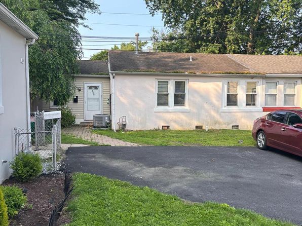 708 Hartford Ct