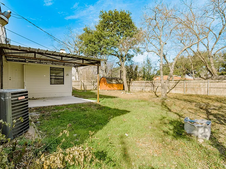 5821 Circular Dr — Photo 21