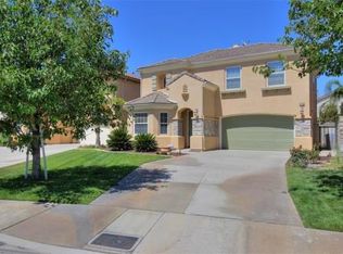 5495 Martingale Way, Fontana, CA 92336